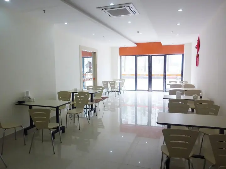 Бэйхай: A Home Hotel - Beihai