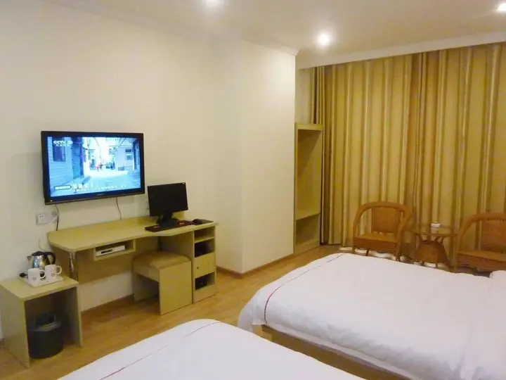 Бэйхай: A Home Hotel - Beihai
