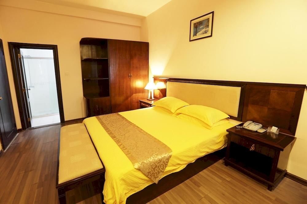Бэйхай: Yin Gu Wan Hotel