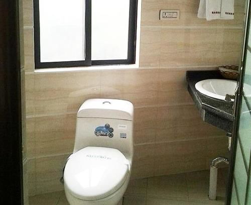 Гуйлинь: Liang Guang Business Hotel- Guilin