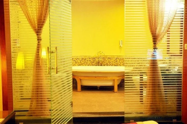 Тайчжоу: Junhao Business Hotel - Taizhou