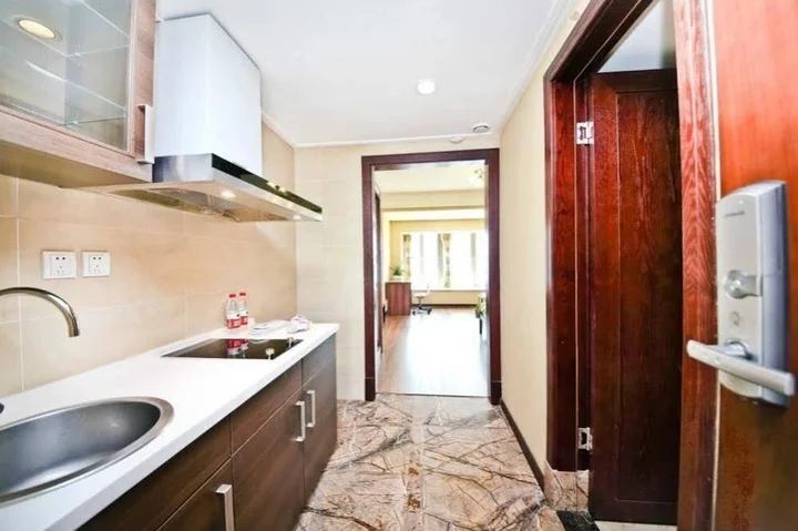 Чунцин: Chongqing Impression Riverside Apartment
