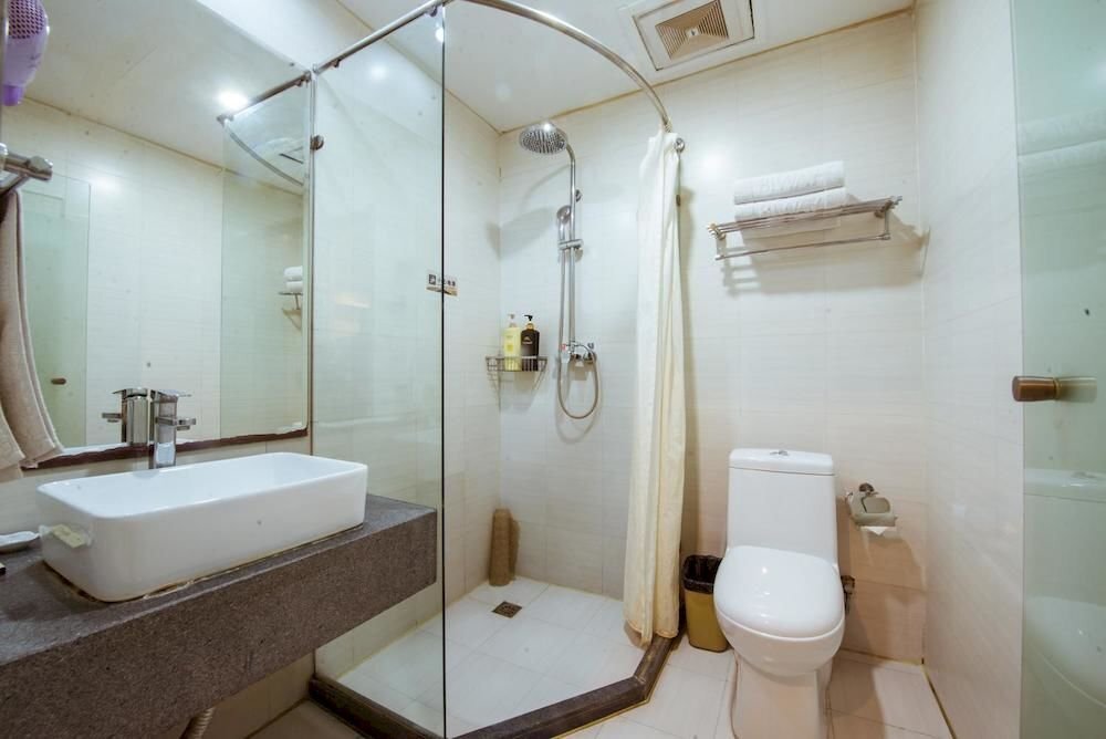 Пуян: Bai Wei City Inn Puyang Stadium