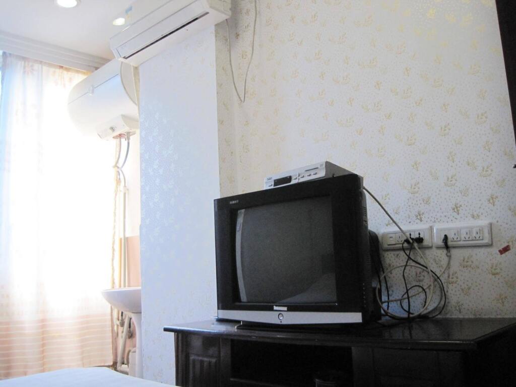 Гуйлинь: 桂林民富宾馆