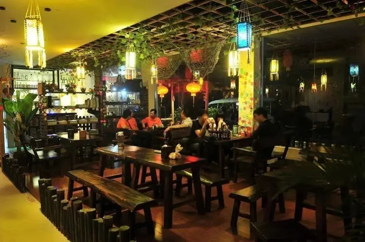 Шаогуань: Danxia Yinxiang Inn