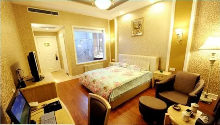 Пэнлай: Hongyun Grand Hotel