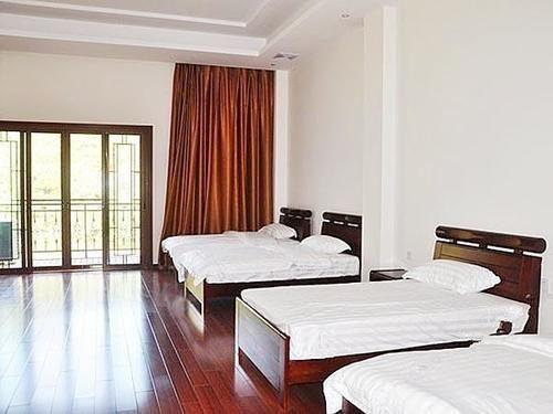 Шанграо: Wuyuan Huayuan Mountain Villa