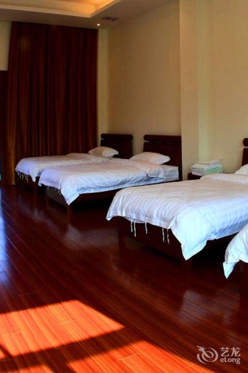Шанграо: Wuyuan Huayuan Mountain Villa