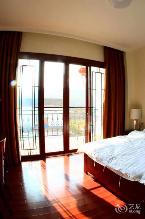 Шанграо: Wuyuan Huayuan Mountain Villa