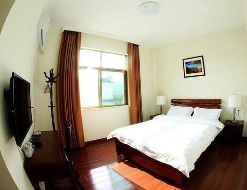 Шанграо: Wuyuan Huayuan Mountain Villa