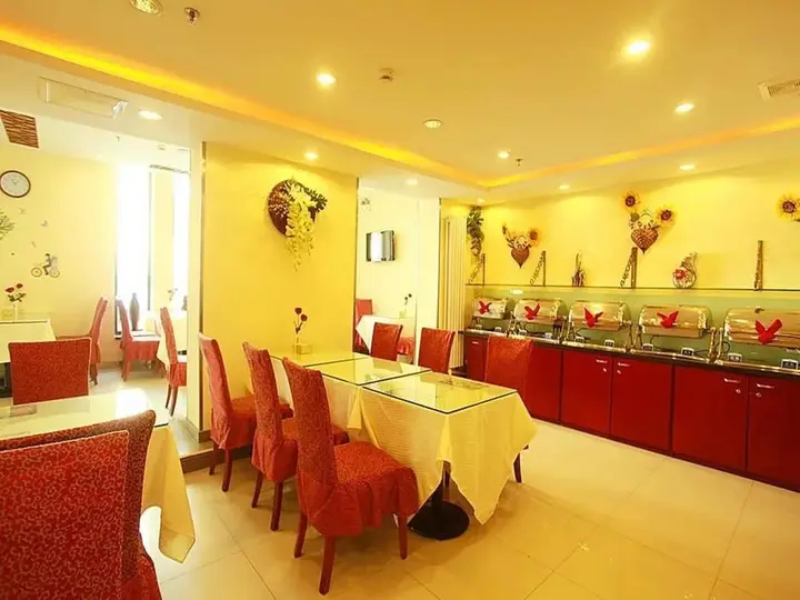 Шэньян: Hanting Express Shenyang Zhanxi