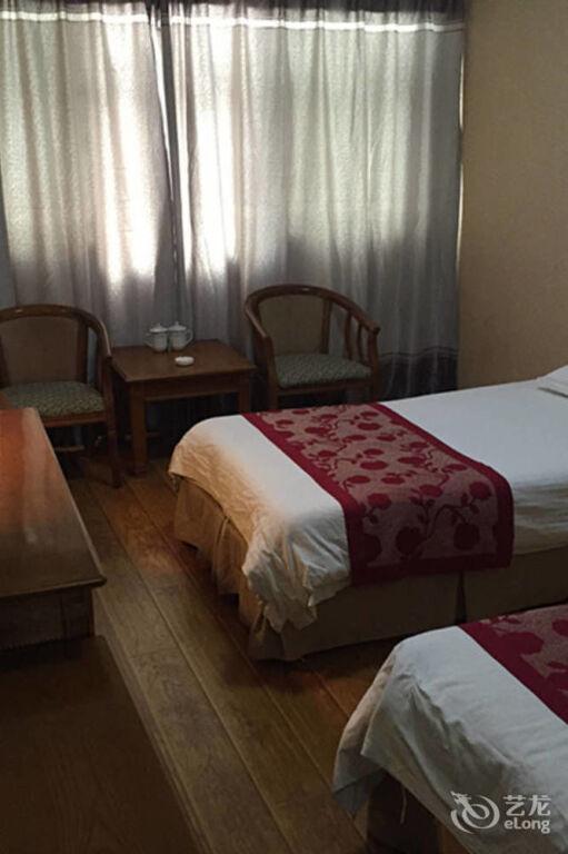 Лоян: Luoyang New Shengguang Hotel