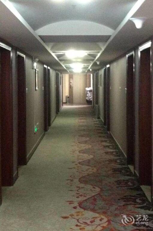 Лоян: Luoyang New Shengguang Hotel