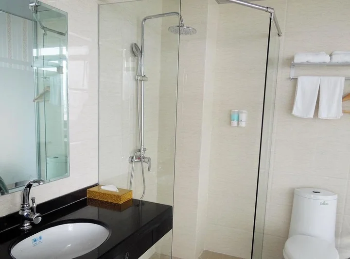 Наньнин: Jiangyuan Business Hotel