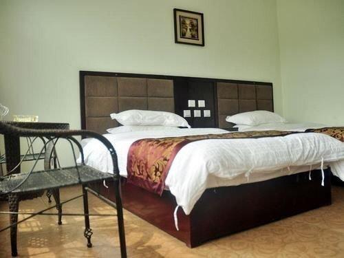 Ибинь: Seven Oracles Pavillion Hotel- Zhuhai