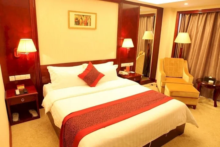 Шиянь: Shiyan Vienna International Hotel