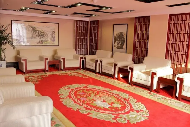 Шиянь: Shiyan Vienna International Hotel