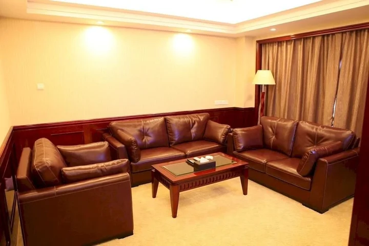 Шиянь: Shiyan Vienna International Hotel