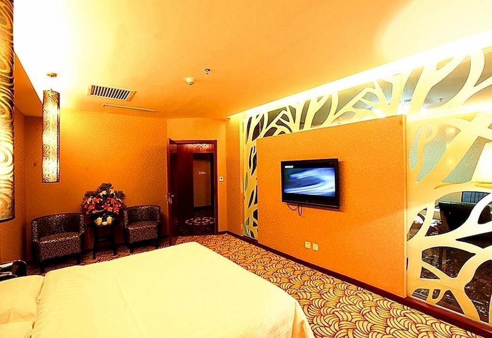 Паниин: Public Garden Hotel - Panjin