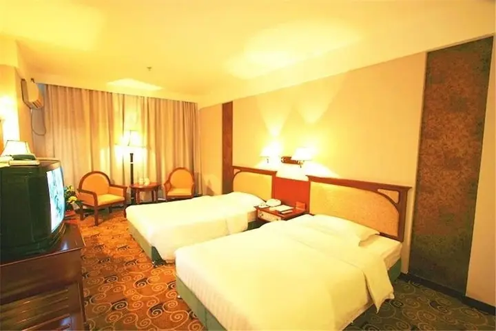 Паниин: Public Garden Hotel - Panjin