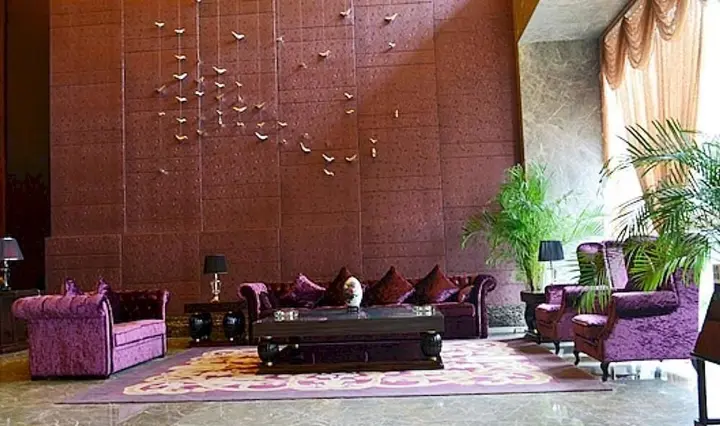 Дэян: Deyang Care Feeling Grand Hotel