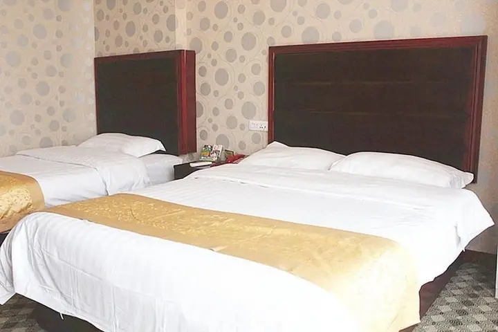 Шиянь: Shiyan Chuyuan International Hotel