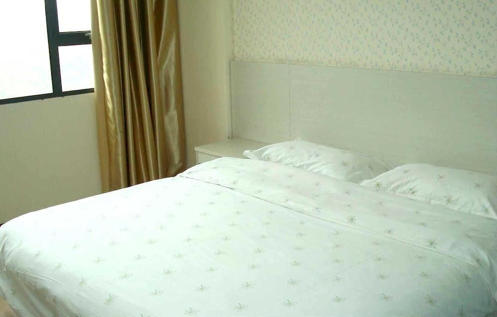 Ичан: Lily Holiday Hotel (Yichang East Railway Station Fujiuyuan Xintiandi Branch)
