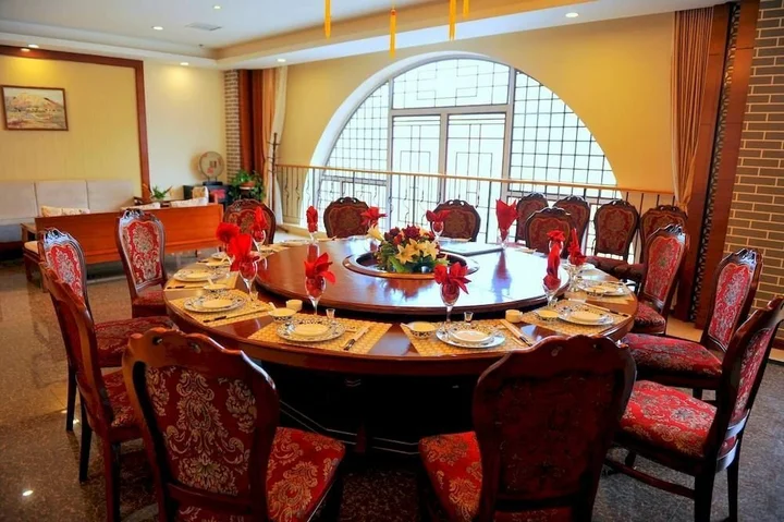Яньань: Yanan Rootlots Hotel