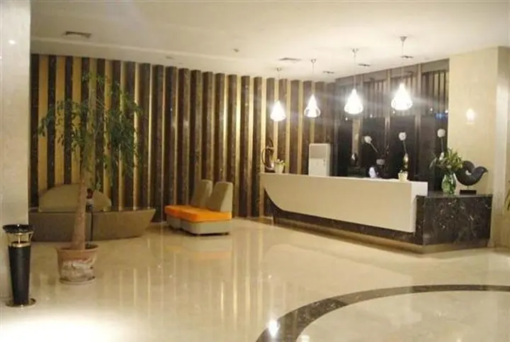 Жичжао: Century Sailboat Apartment Hotel