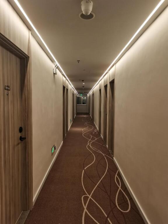 Цзиань: Hanting Hotel Ji'an Jinggangshan Avenue