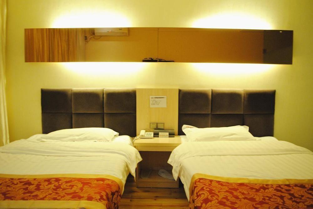 Чунцин: Chongqing Huahai Fashionable Hotel