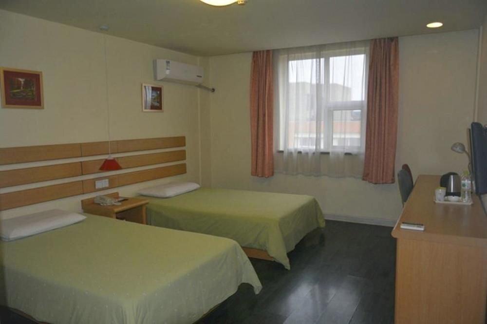 Линьи: Home Inn Linyi People's Square