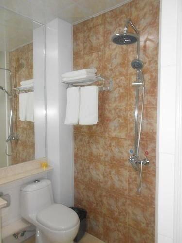 Вэйфан: Jufeng Business Hotel