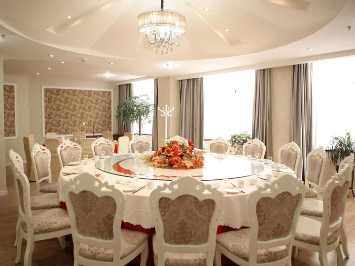 Яньтай: Zmax Hotel·Yantai Shimao Binhai Plaza