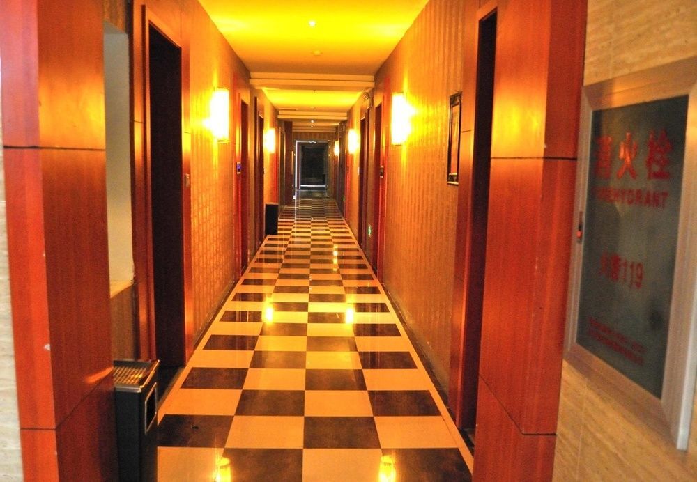 Ухань: Fuyuan Baihe Holiday Hotel