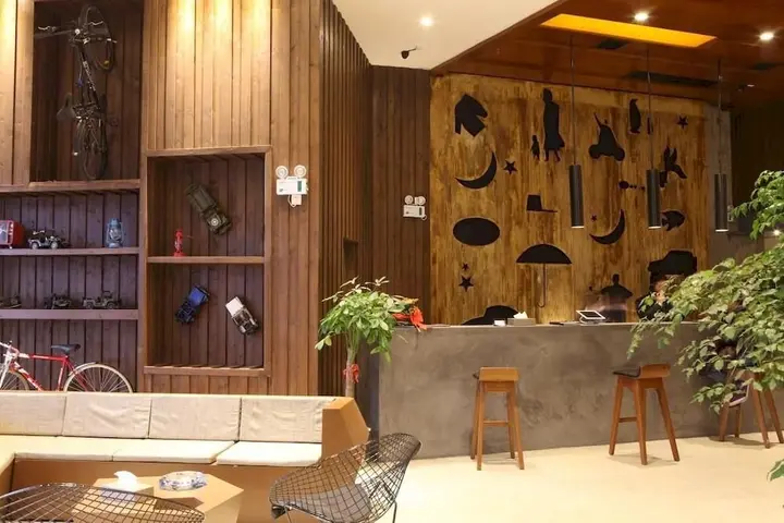 Чанша: Ningxiang V8 Theme Hotel