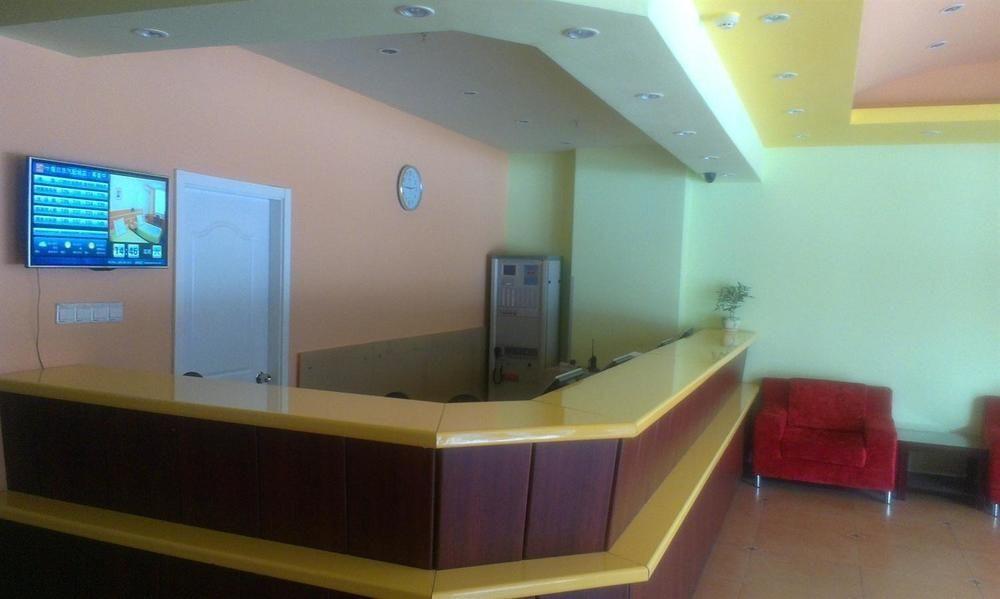Шиянь: Home Inn Shiyan Bailang Auto Parts City