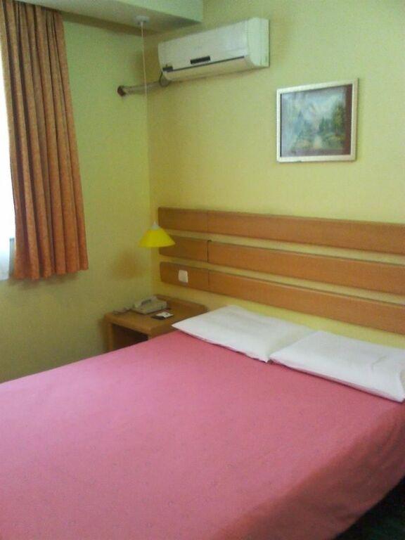 Аньцин: Anqing Home Inn
