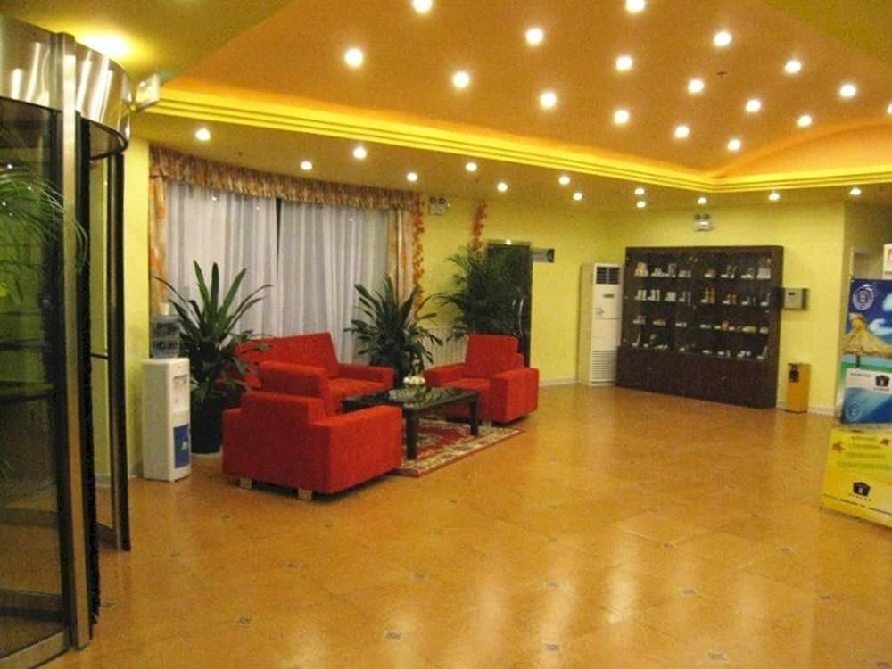 Линьи: Home Inn Jinqueshan Linyi