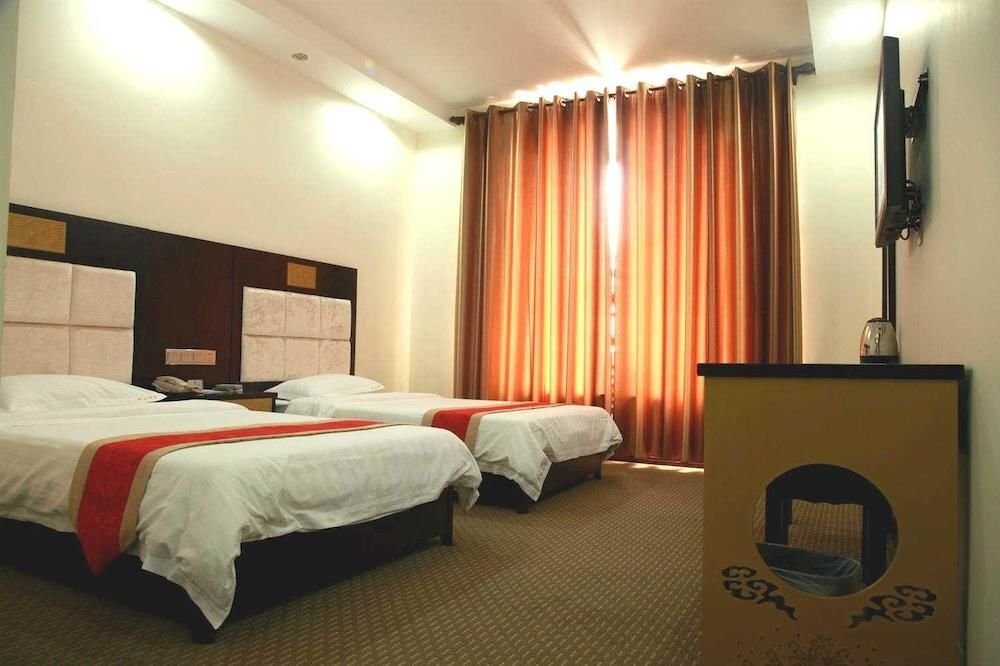 Гуйлинь: Huanying Hotel