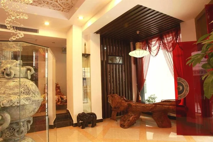 Гуйлинь: Huanying Hotel