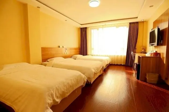 Инкоу: Yingkou Bayuquan Jin'gangwan Business Hotel