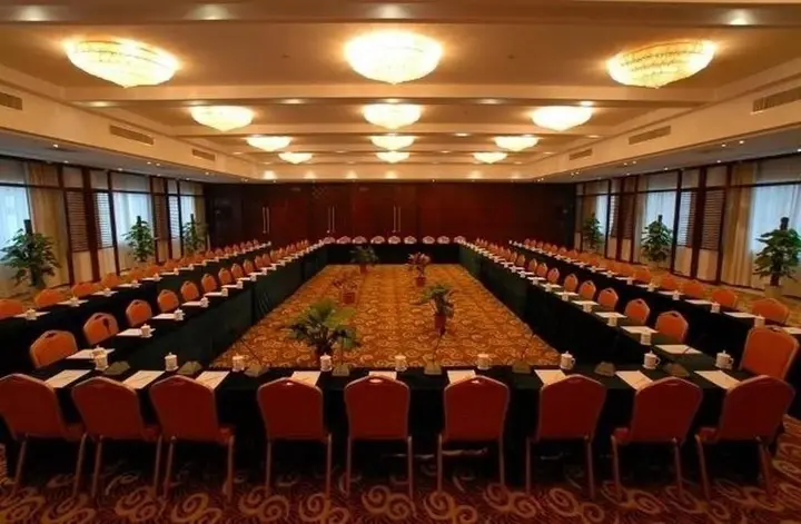 Шицзячжуан: Hebei Bailu Hot Spring Hotel
