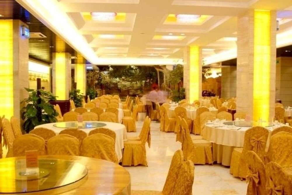 Hebei Bailu Hot Spring Hotel — фото 2