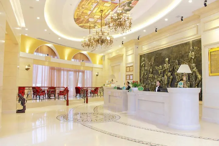 Юнчжоу: Vienna Hotel Yongzhou