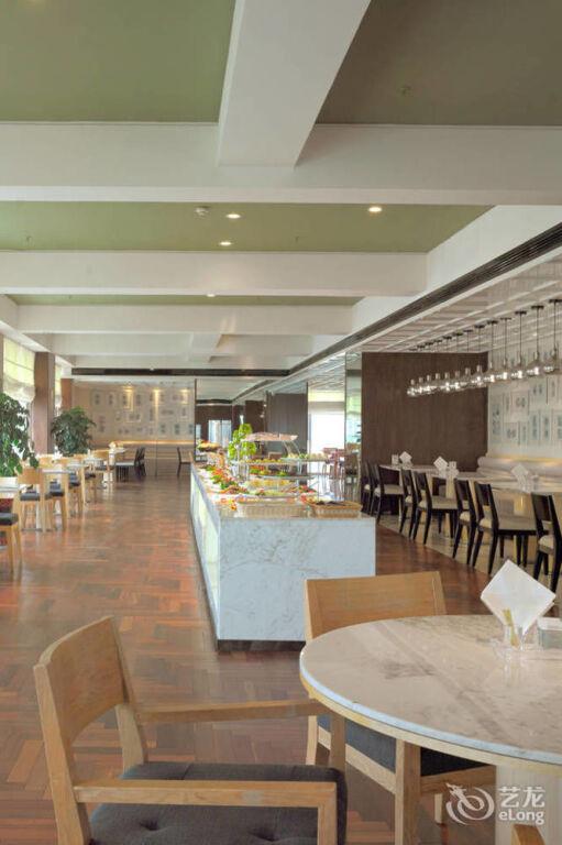Лоян: Hotel Vanlee ZS