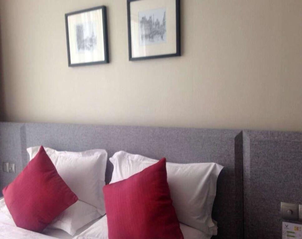 Лоян: Hotel Vanlee ZS