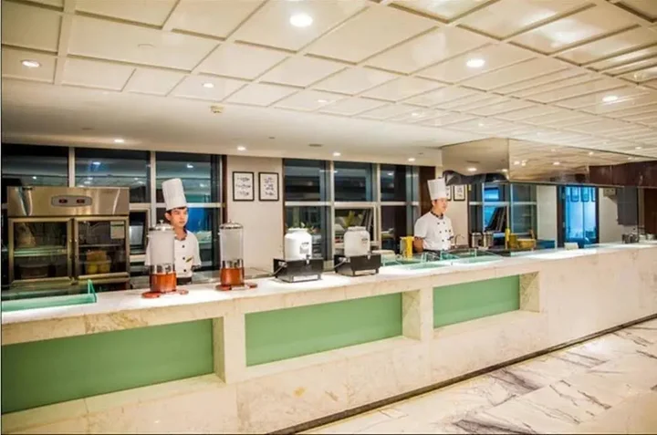 Лоян: Hotel Vanlee ZS