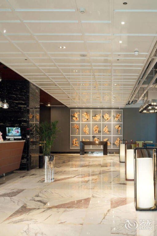 Лоян: Hotel Vanlee ZS