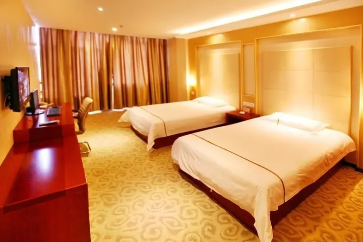 Линьи: Yishang Holiday Inn